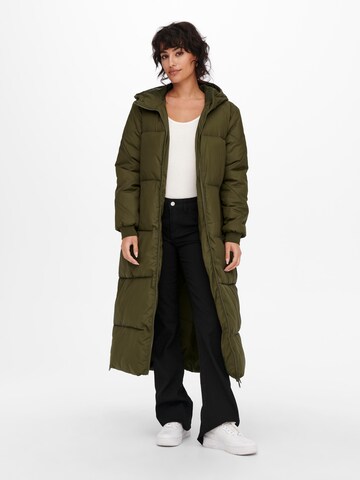 JDY Winter coat in Green: front