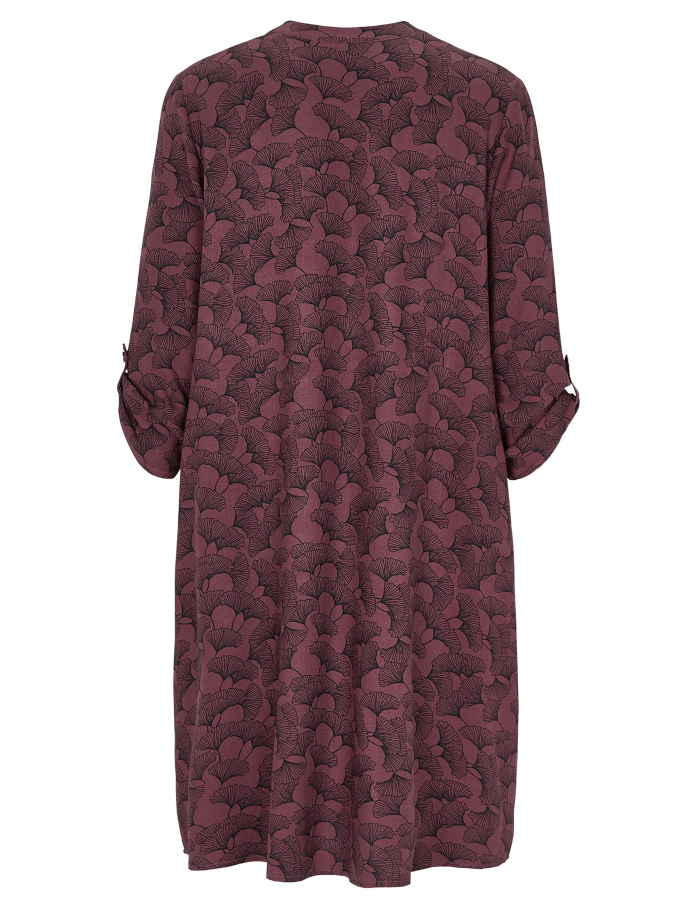 Robe Cellbes of Sweden en violet