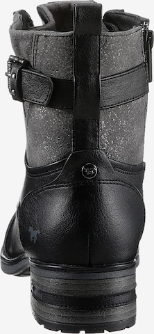 MUSTANG Lace-Up Ankle Boots in Black