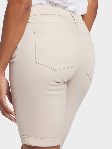 NYDJ Regular Jeans in Beige