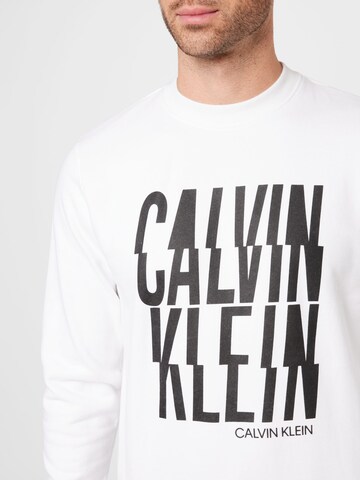 Calvin Klein Sweatshirt in White