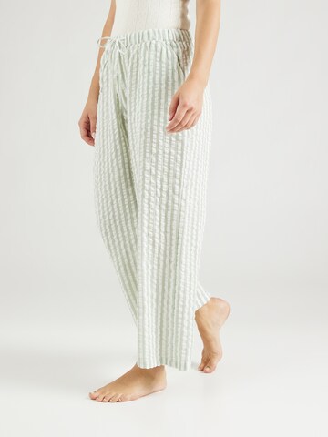 Pantaloncini da pigiama di Lindex in verde: frontale
