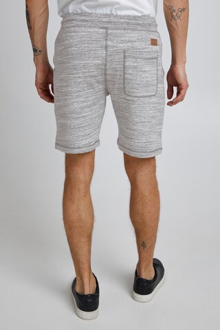 !Solid Regular Pants 'Aris' in Grey