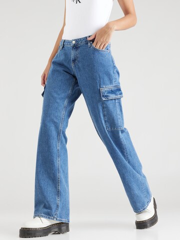 Wide leg Pantaloni eleganți 'EXTREME LOW RISE BAGGY' de la Calvin Klein Jeans pe albastru: față