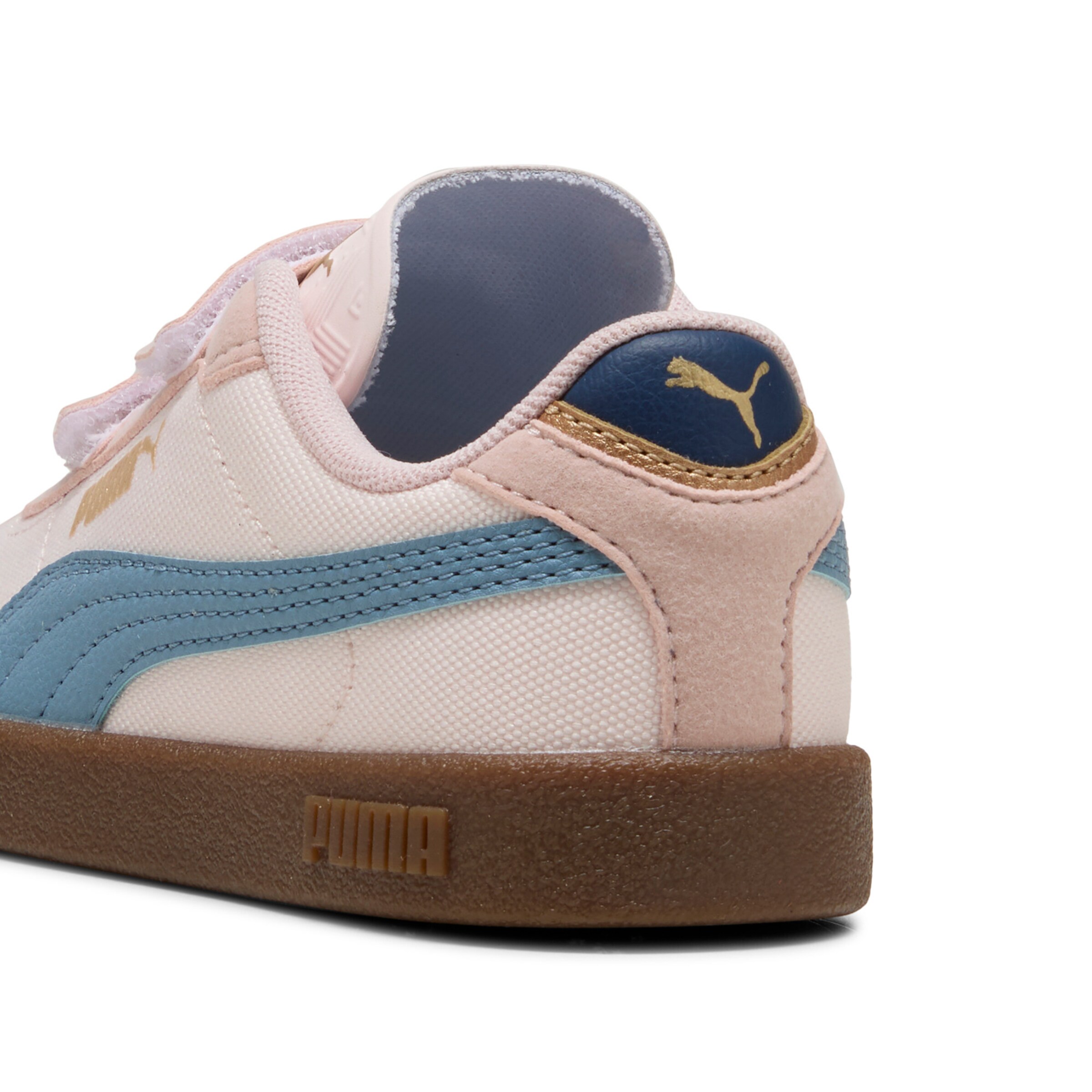 PUMA Sneakers in Pink