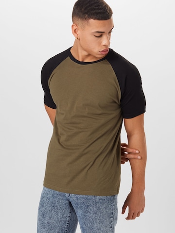 Urban Classics - Camiseta en verde: frente