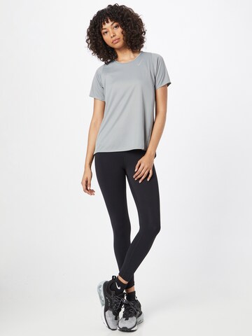 NIKE Sportshirt 'Race' in Grau