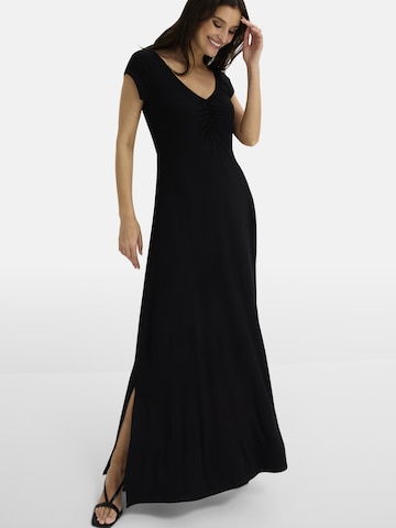Rochie de la bonprix pe negru