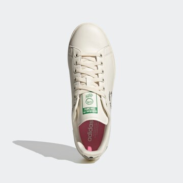 ADIDAS ORIGINALS Σνίκερ χαμηλό 'Stan Smith' σε λευκό