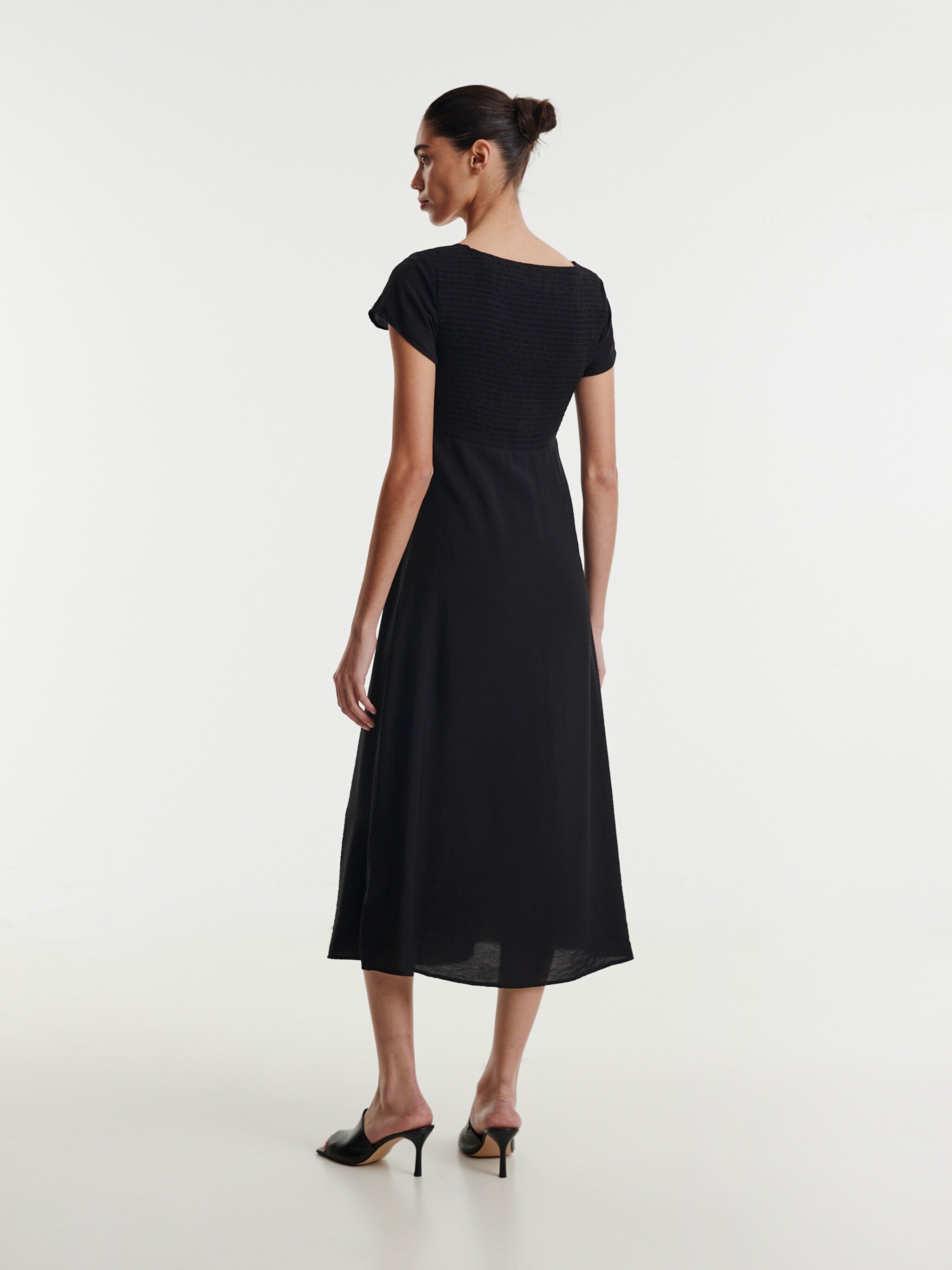 EDITED Produkte Kleid 'Gitte' schwarz