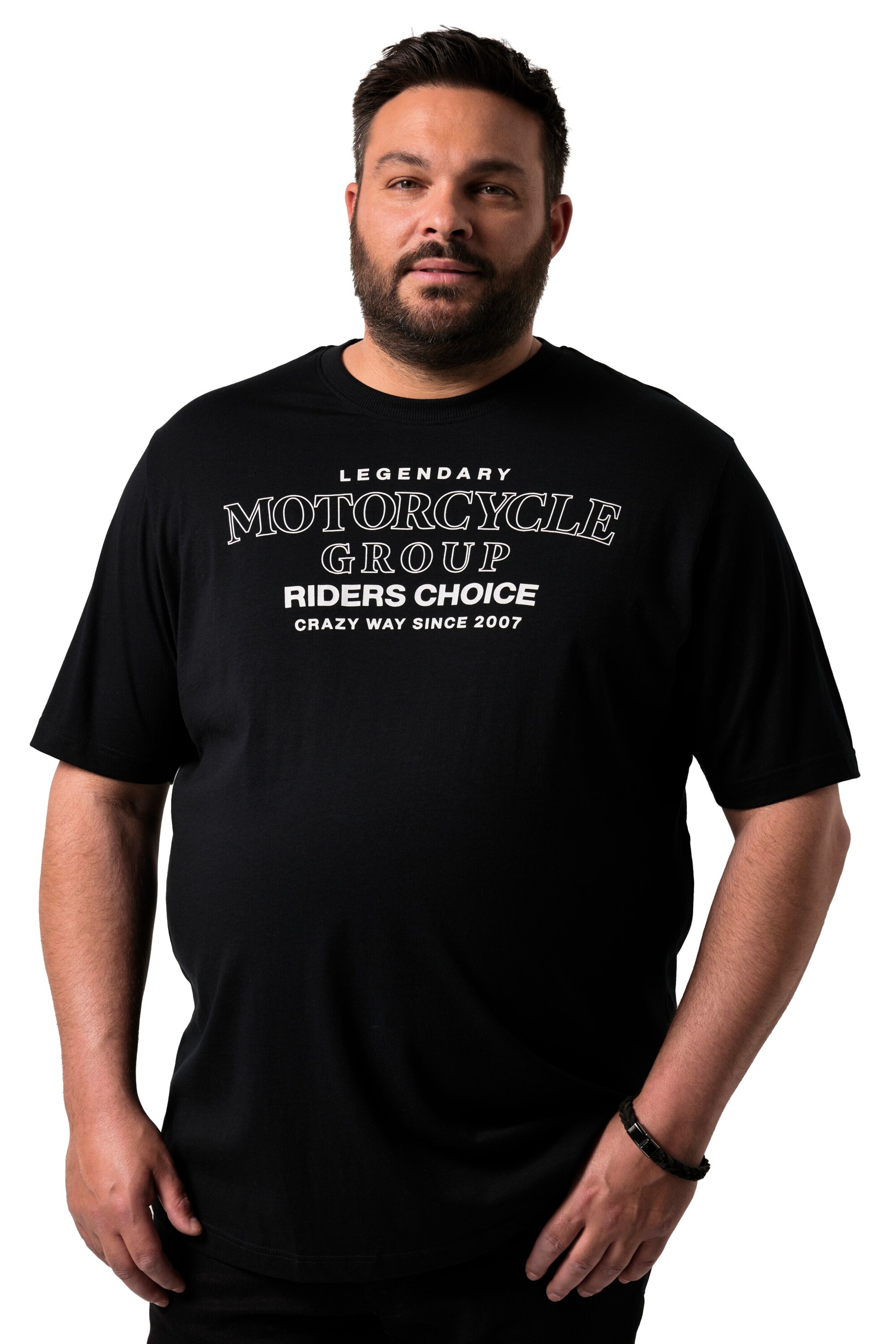 Men Plus Shirt in Black: front