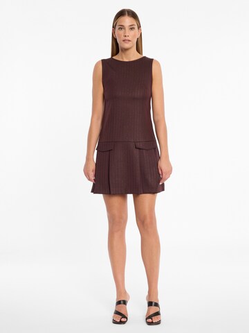 Robe 'Adeba' Ana Alcazar en rouge