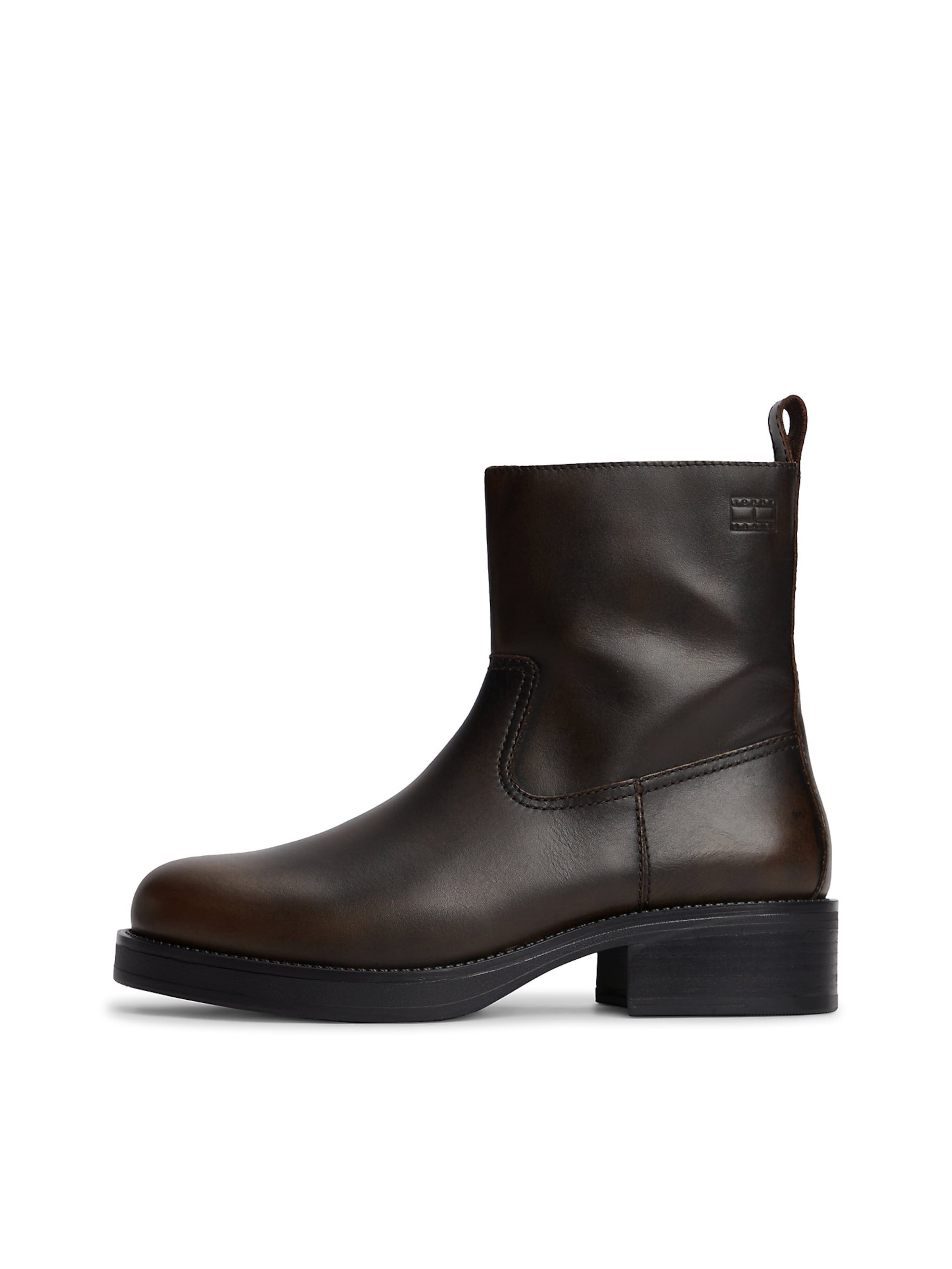 Tommy Jeans Boots in Brown: front