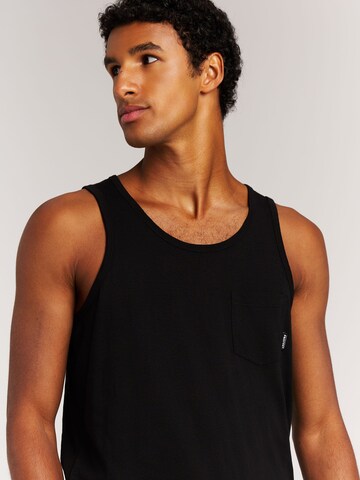 PROTEST Shirt 'PRTCamil' in Schwarz