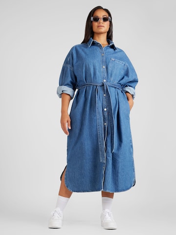 Tommy Jeans Curve - Vestidos camiseiros em azul