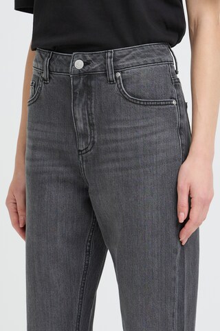 Bootcut Jean 'KAJANE' b.young en gris
