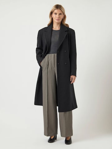 YAS Between-seasons coat 'YASKALI' in Black