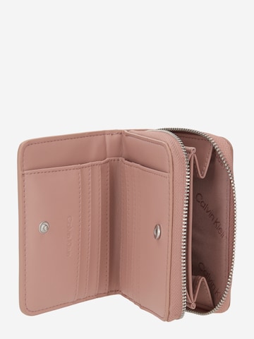 Calvin Klein Wallet in Pink