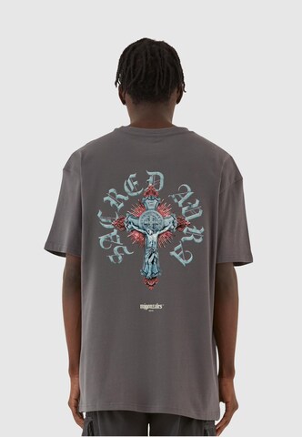 MJ Gonzales T-Shirt 'CROS x' in Grau