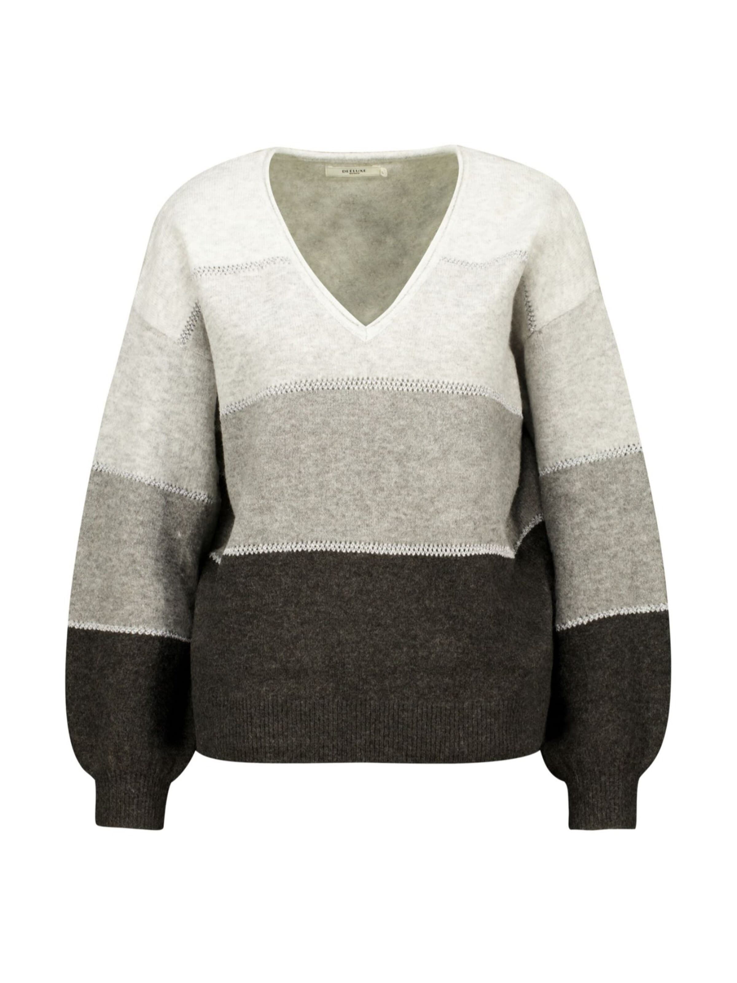 Deeluxe Sweater in Grey: front