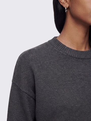 studioselect Pullover 'Nola' in Grau