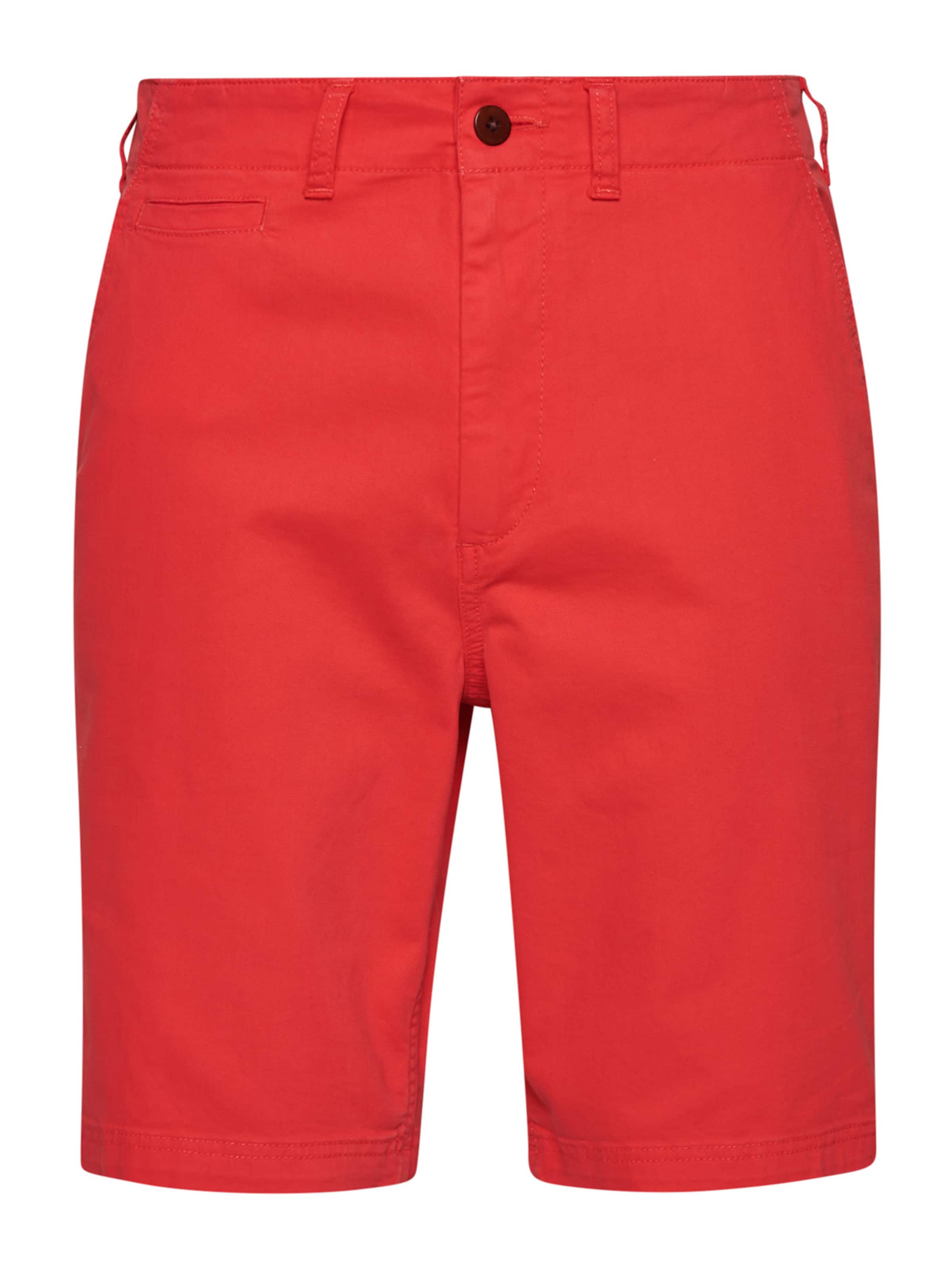 Superdry & Co Chino Pants in Red: front