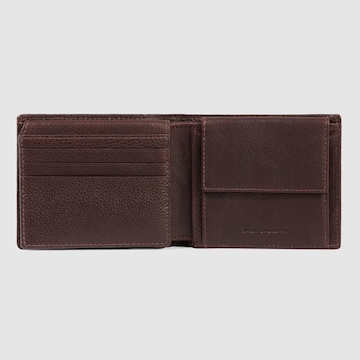 Piquadro Wallet 'Carl' in Brown