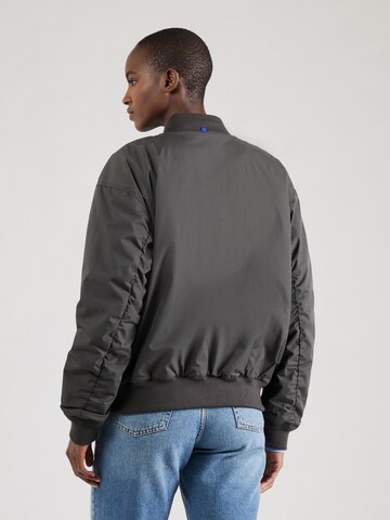 Embassy of Bricks and Logs - Chaqueta de entretiempo 'Salia' en negro