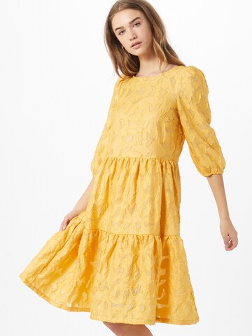 VILA Sukienka koktajlowa w kolorze żółty: przód