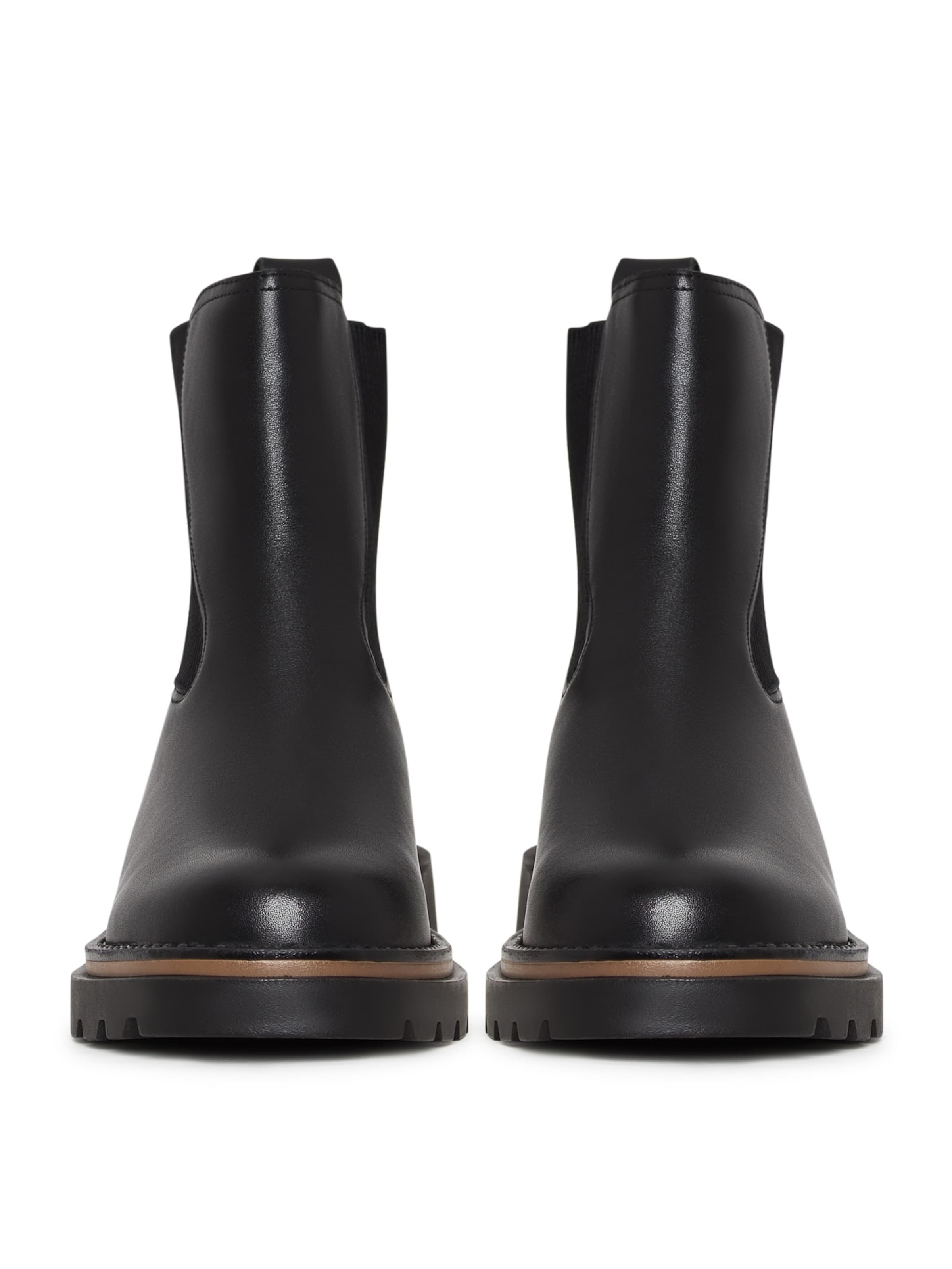 CESARE GASPARI Booties in Black