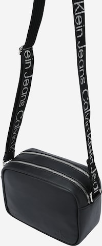 Calvin Klein Jeans Сумка через плечо в Черный
