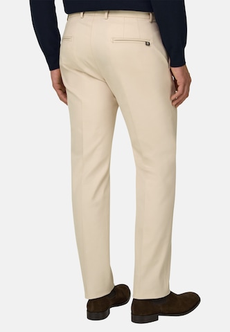 Boggi Milano Slim fit Chino Pants in White