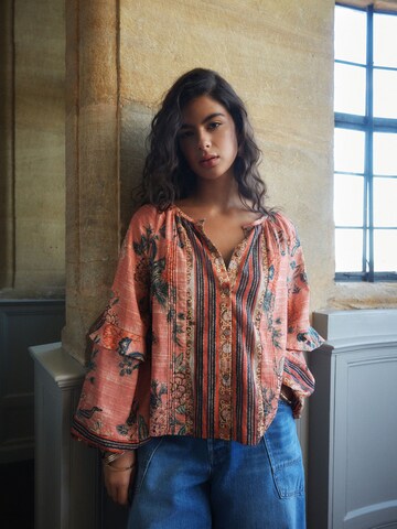 Next Blouse in Pink: front