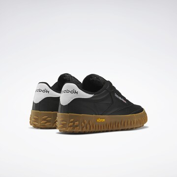 Sneaker bassa 'Club C' di Reebok in nero