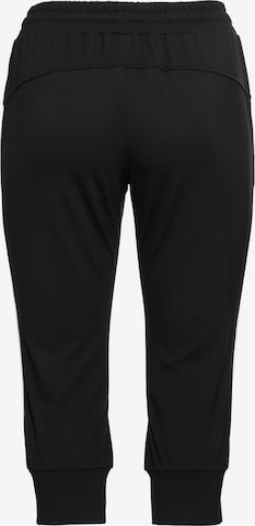 SHEEGO - Tapered Pantalón en negro