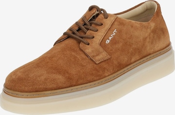 Baskets basses GANT en marron : devant