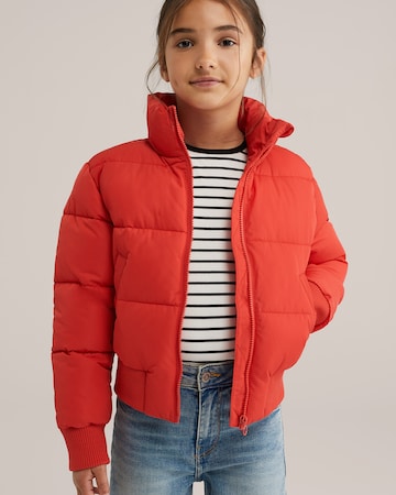 WE Fashion Übergangsjacke in Rot: Vorderseite