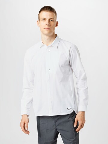 Coupe regular Chemise fonctionnelle OAKLEY en blanc : devant