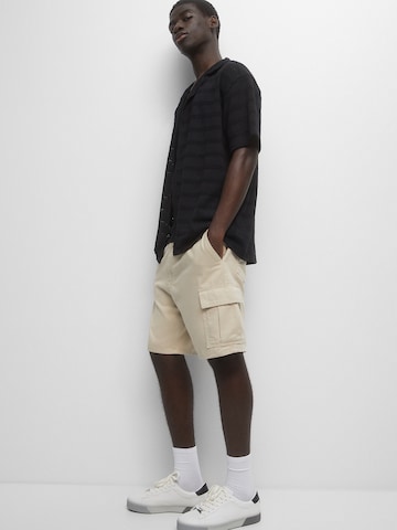 Pull&Bear Regular Shorts in Beige