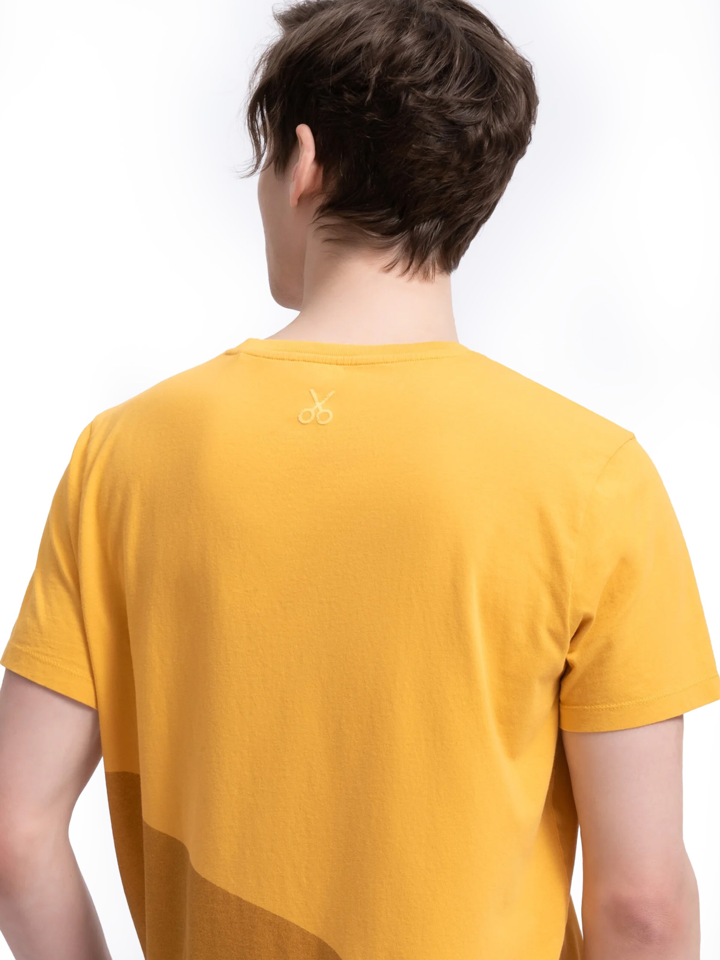 T-Shirt 'Laugar' Kaft en jaune
