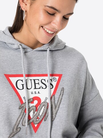 Felpa di GUESS in grigio