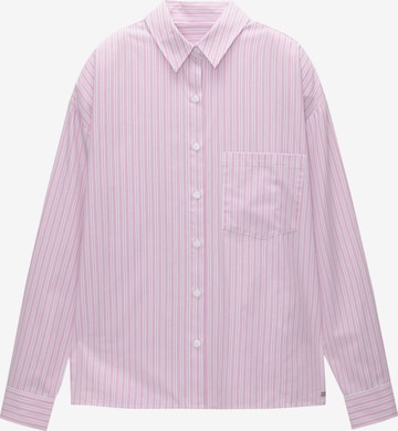 Pull&Bear Pajama shirt in Pink: front