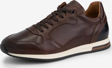 DenBroeck Sneakers in Brown: front