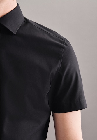 juoda SEIDENSTICKER Priglundantis modelis Marškiniai