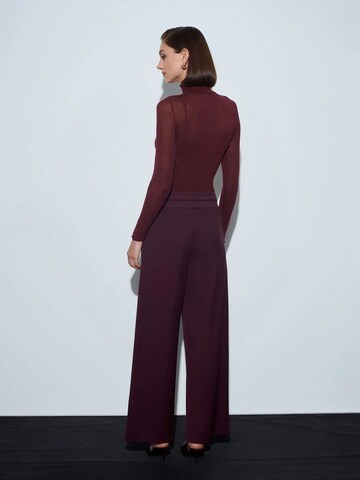 Dilvin Wide leg Pants in Red