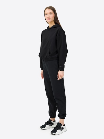 4F Regular Sports trousers in Black