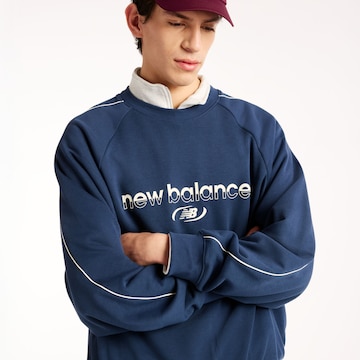 new balance Sweatshirt 'Trackside' in Blau