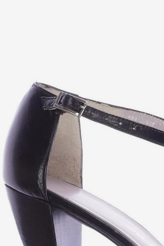 Elegance Paris High Heels & Pumps in 38 in Black