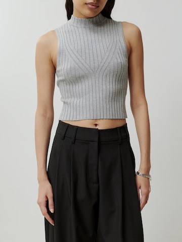 EDITED Knitted Top 'Lynara' in Grey: front