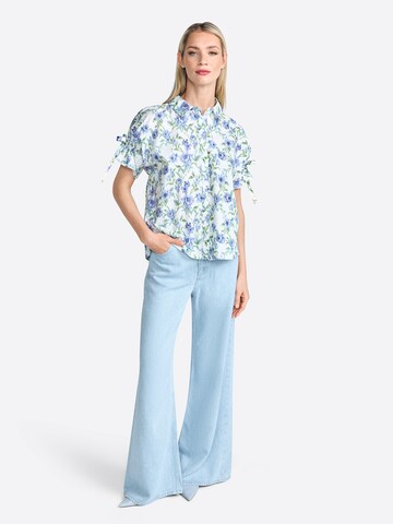Rich & Royal Blus i blå